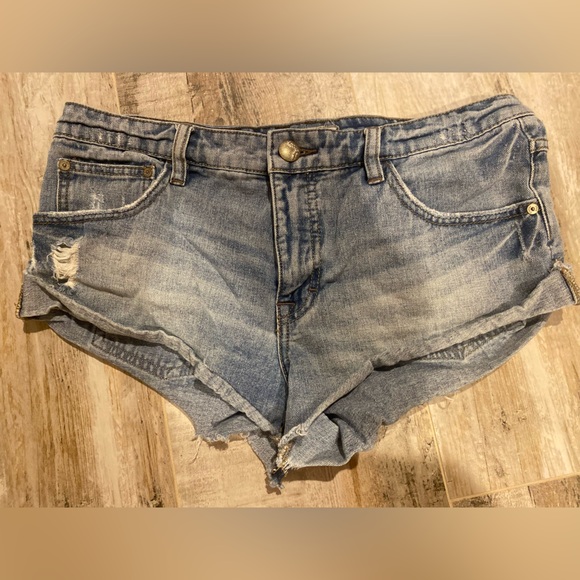 Free People Denmin shorts - Picture 3 of 5